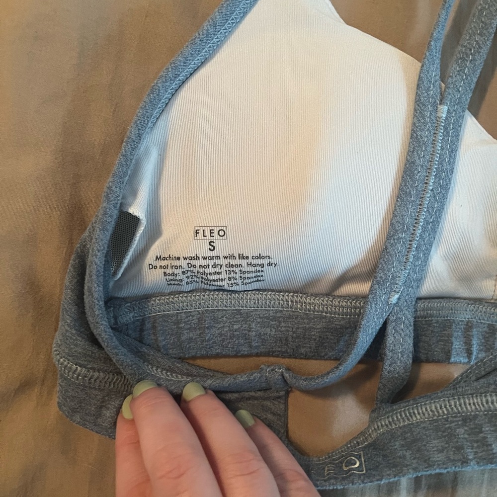 Sports bra